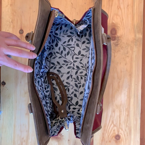 Little Unicorn Manifest Weekender Diaper Bag - Picture 4 of 13